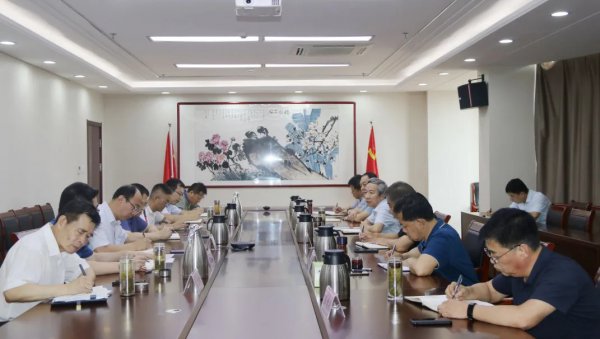 交投集團(tuán)召開(kāi)創(chuàng)建全國(guó)文明城市暨迎接國(guó)家衛(wèi)生城市復(fù)審工作推進(jìn)會(huì)議